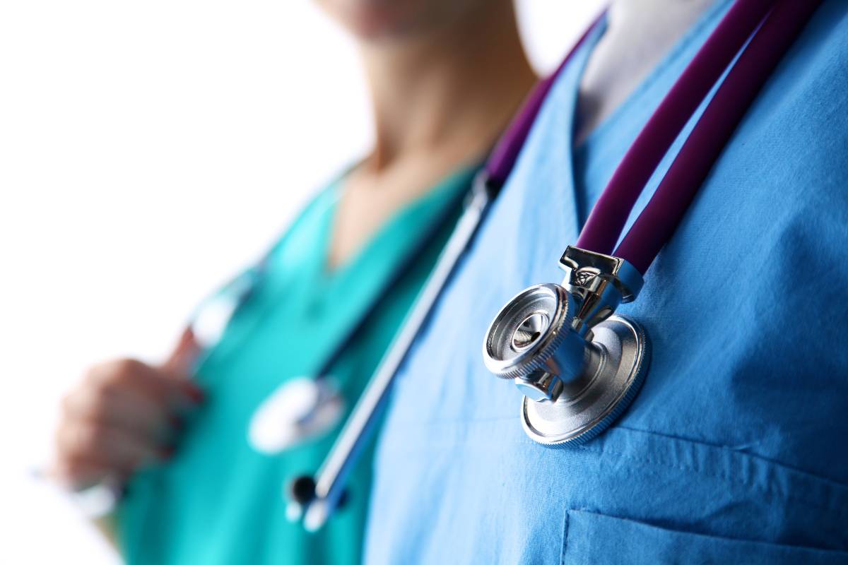 Choosing the Best Stethoscope For Nurses