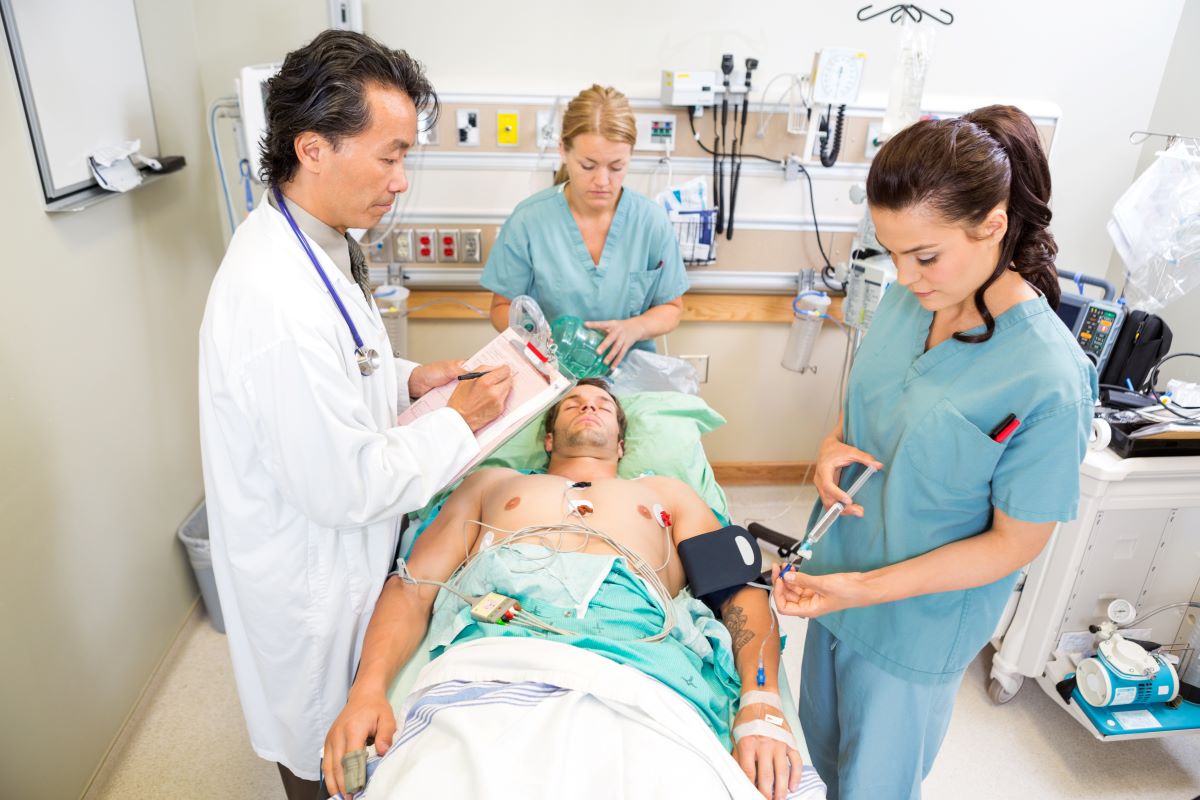 How to Recognize Emergency Nurses Week: 5 Ideas for Facilities